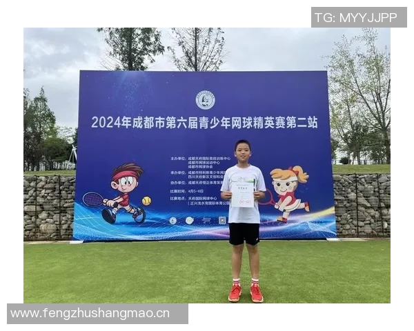 成都网球队耐力训练新策略引发热议助力选手竞技水平提升 成都网球队耐力训练新策略引发热议助力选手竞技水平提升